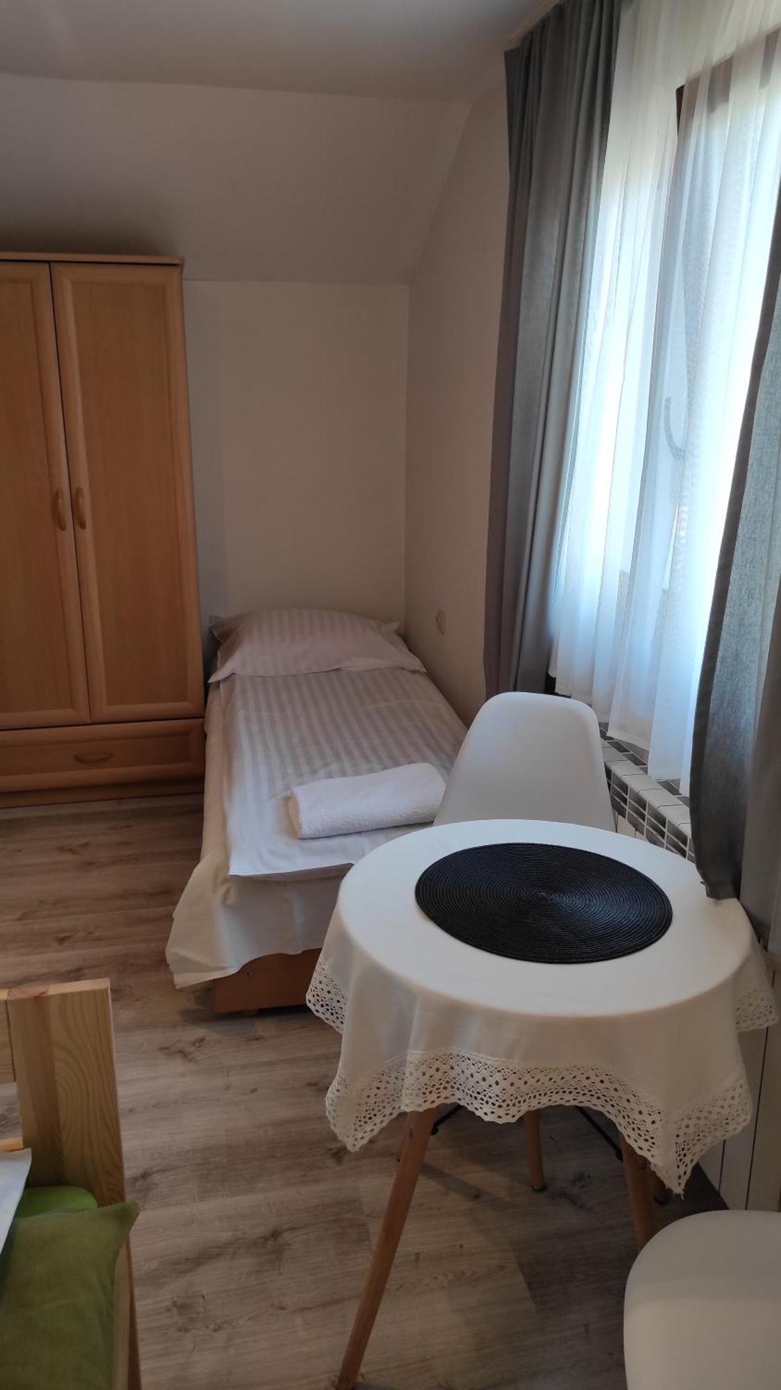 U Ani Hotel Poronin Bilik gambar